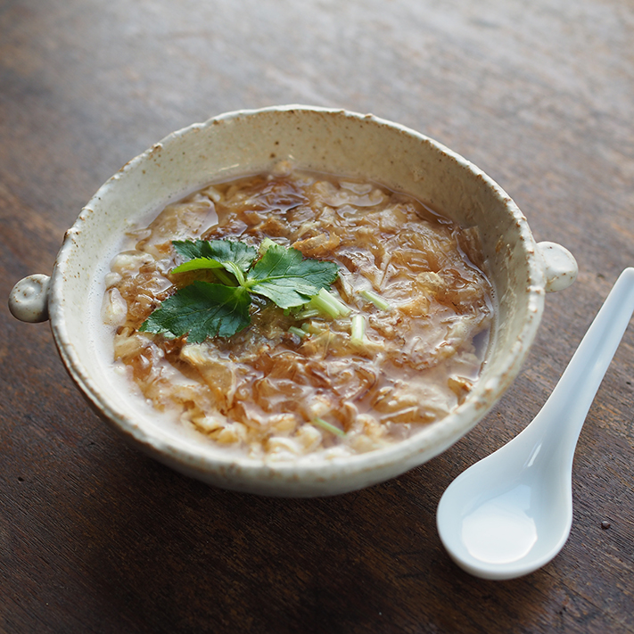 正月疲れ、胃腸回復に七草粥を