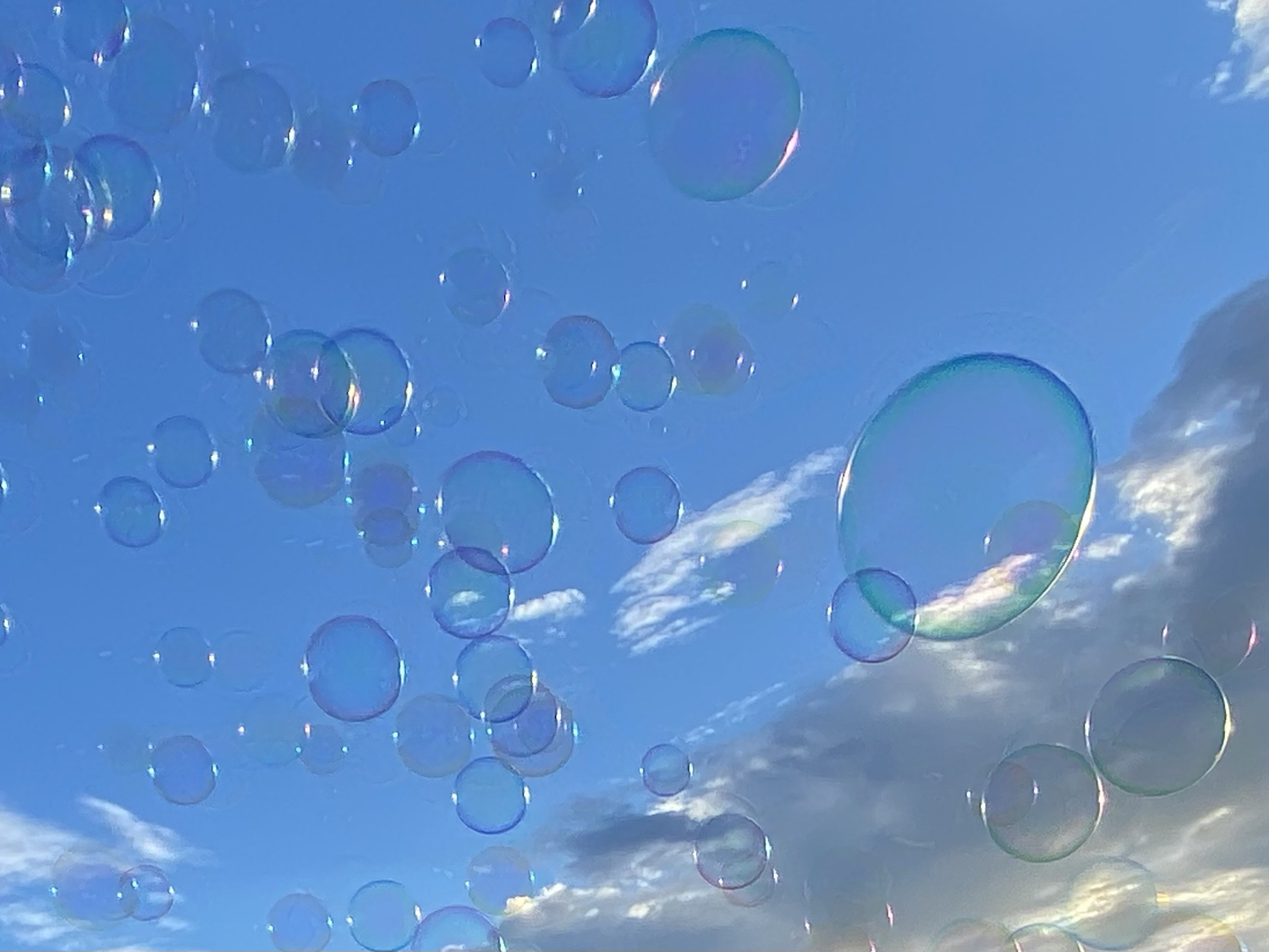 空とシャボン玉