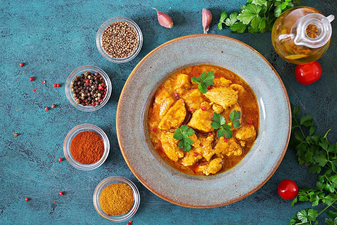 夏の不調はカレーで撃退！スパイスに秘められた健康効果を解説